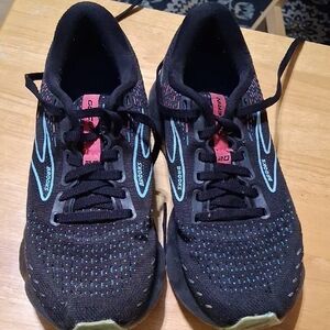 Brooks Nike Clycerin Size 6.5